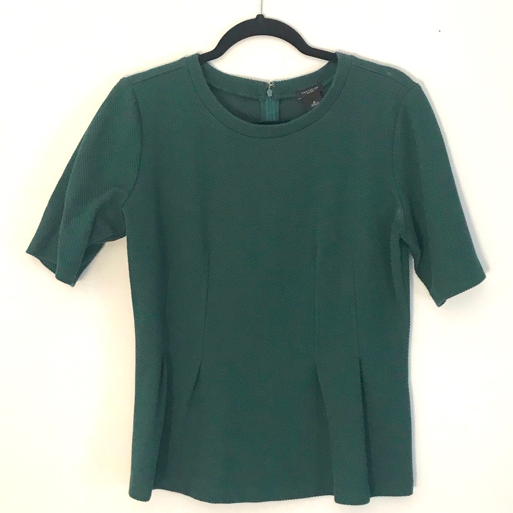 Ann Taylor Factory Short Sleeve Shirt with Peplum Emerald Green (M)